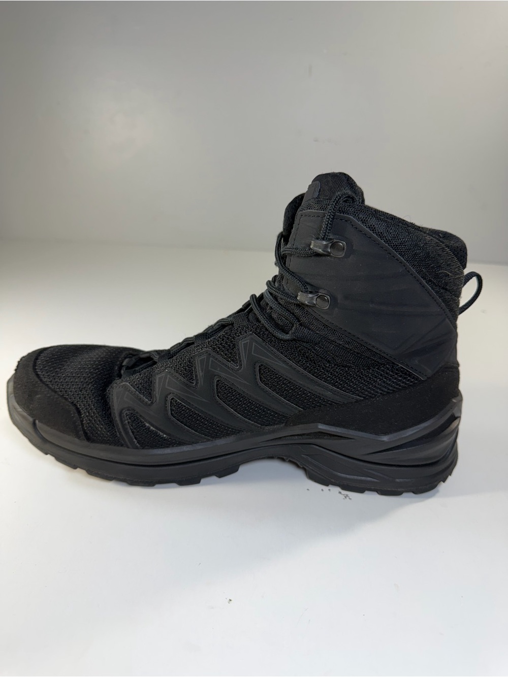 LOWA Innox Pro GTX Mid TF Men’s Sz 10.5 Black Tactical Waterproof Boots Gore-Tex